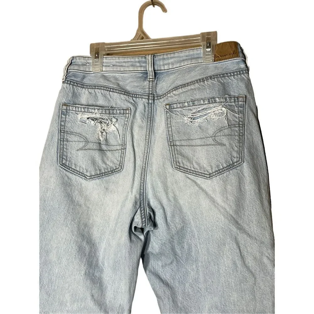 American Eagle Comfort Stretch Waistband‎ Ripped Mom Jeans Light Wash Size 4 - Picture 8 of 10